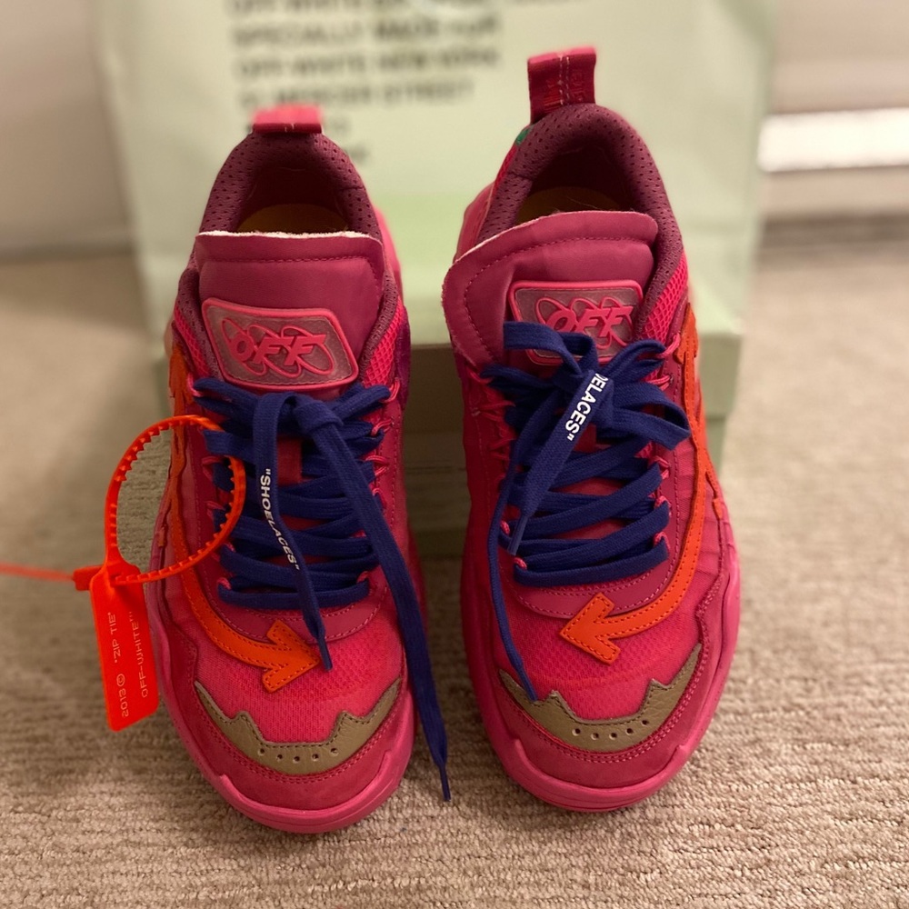 OFF-White c/o Virgil Abloh Women’s Sneakers